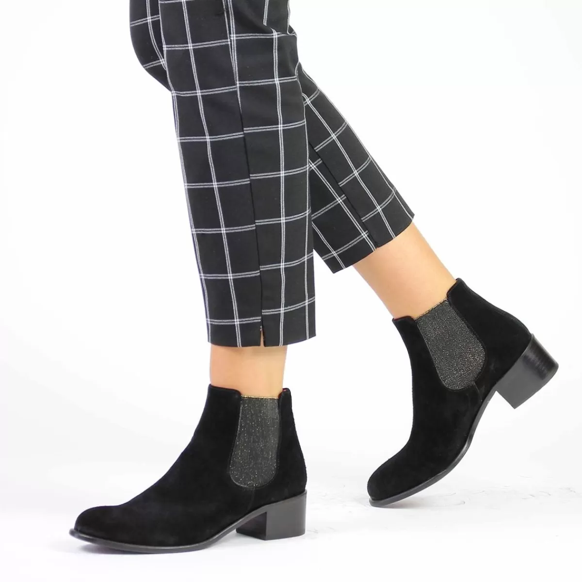Stone - Noir*Nimal Fashion